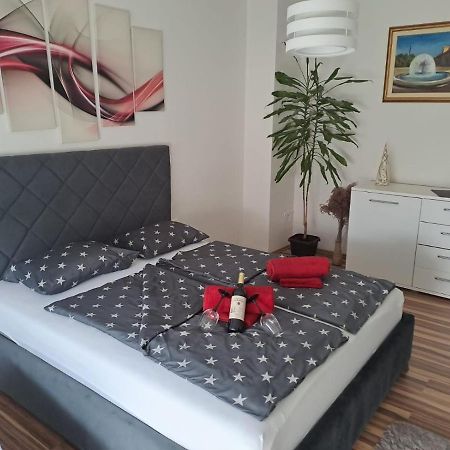 Studio Apartman Bf Славонски-Брод Экстерьер фото