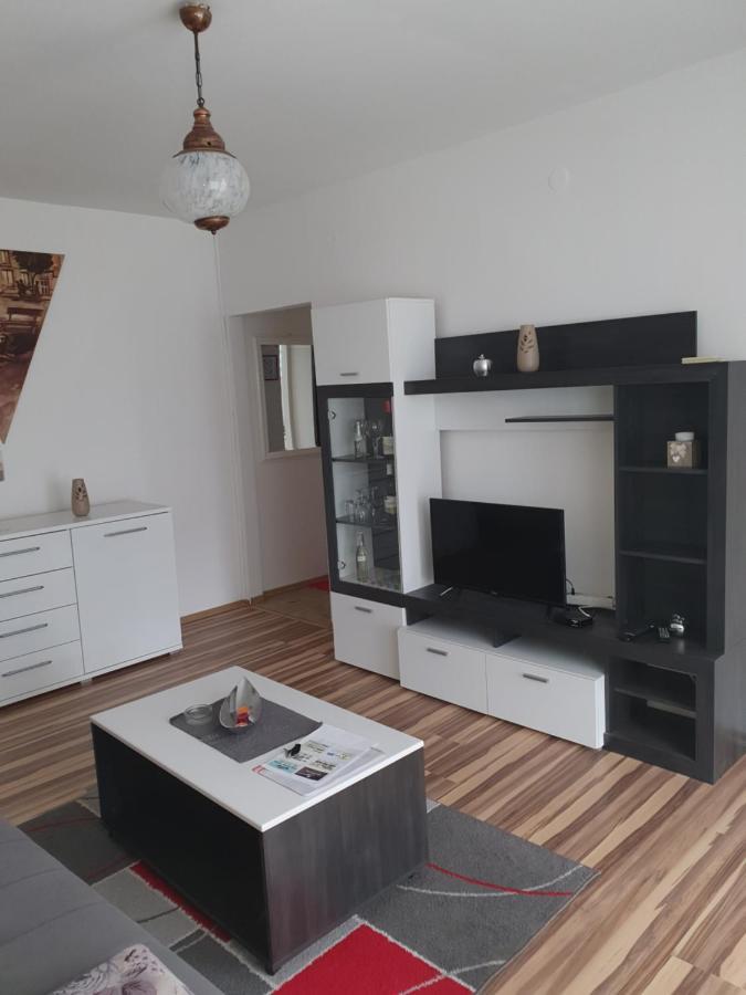 Studio Apartman Bf Славонски-Брод Экстерьер фото